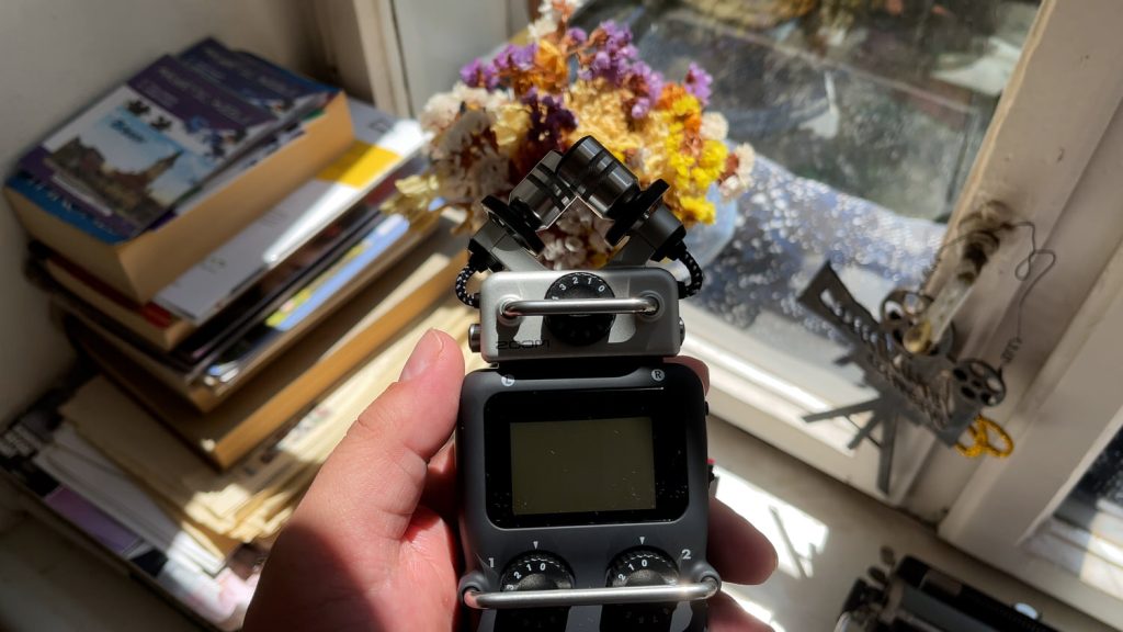 Is the Zoom H5 Worth Buying in 2023? - SKYES Media