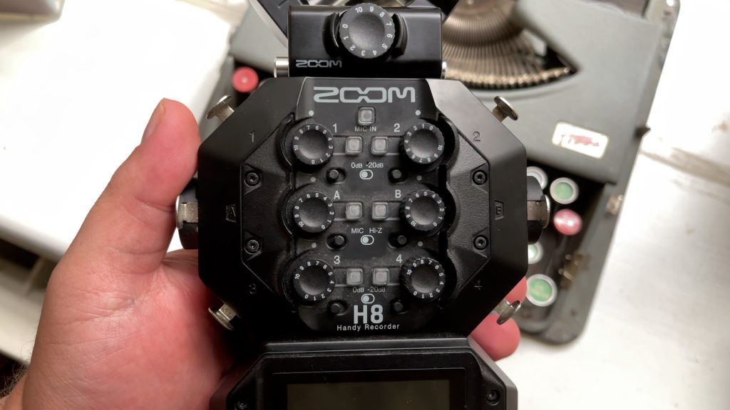 Zoom H8 Handheld Recorder